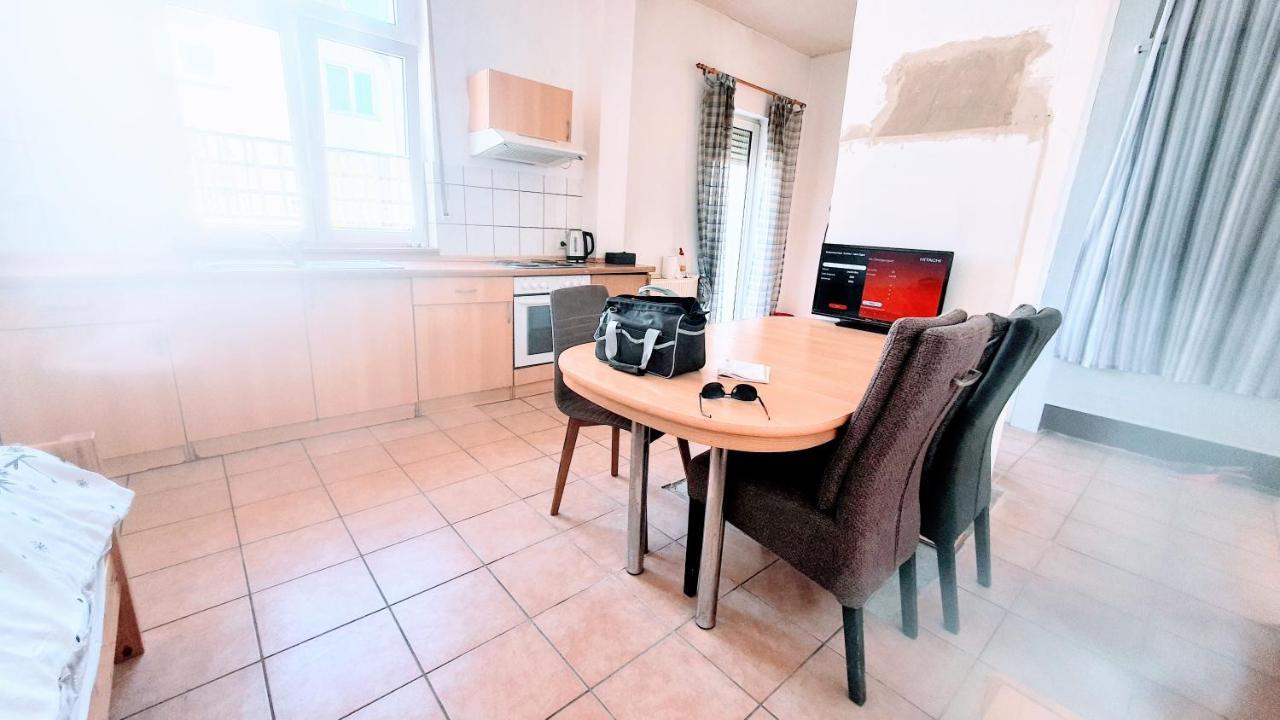 Fmi 9 Accommodation رونهيم المظهر الخارجي الصورة