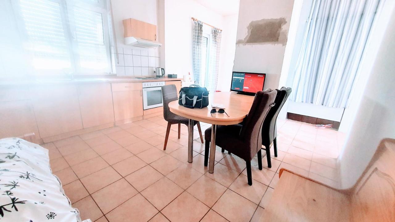Fmi 9 Accommodation رونهيم المظهر الخارجي الصورة