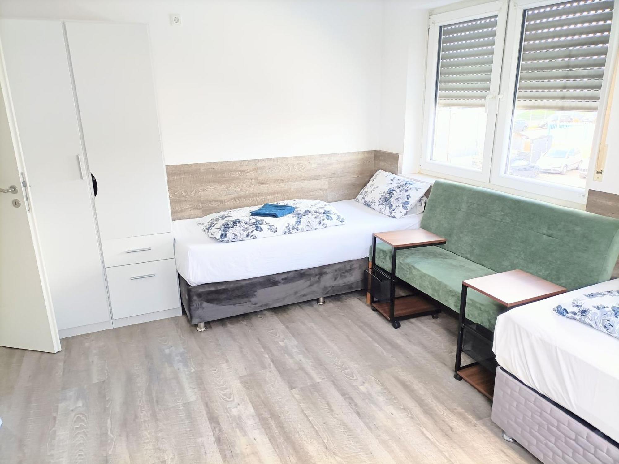 Fmi 9 Accommodation رونهيم المظهر الخارجي الصورة