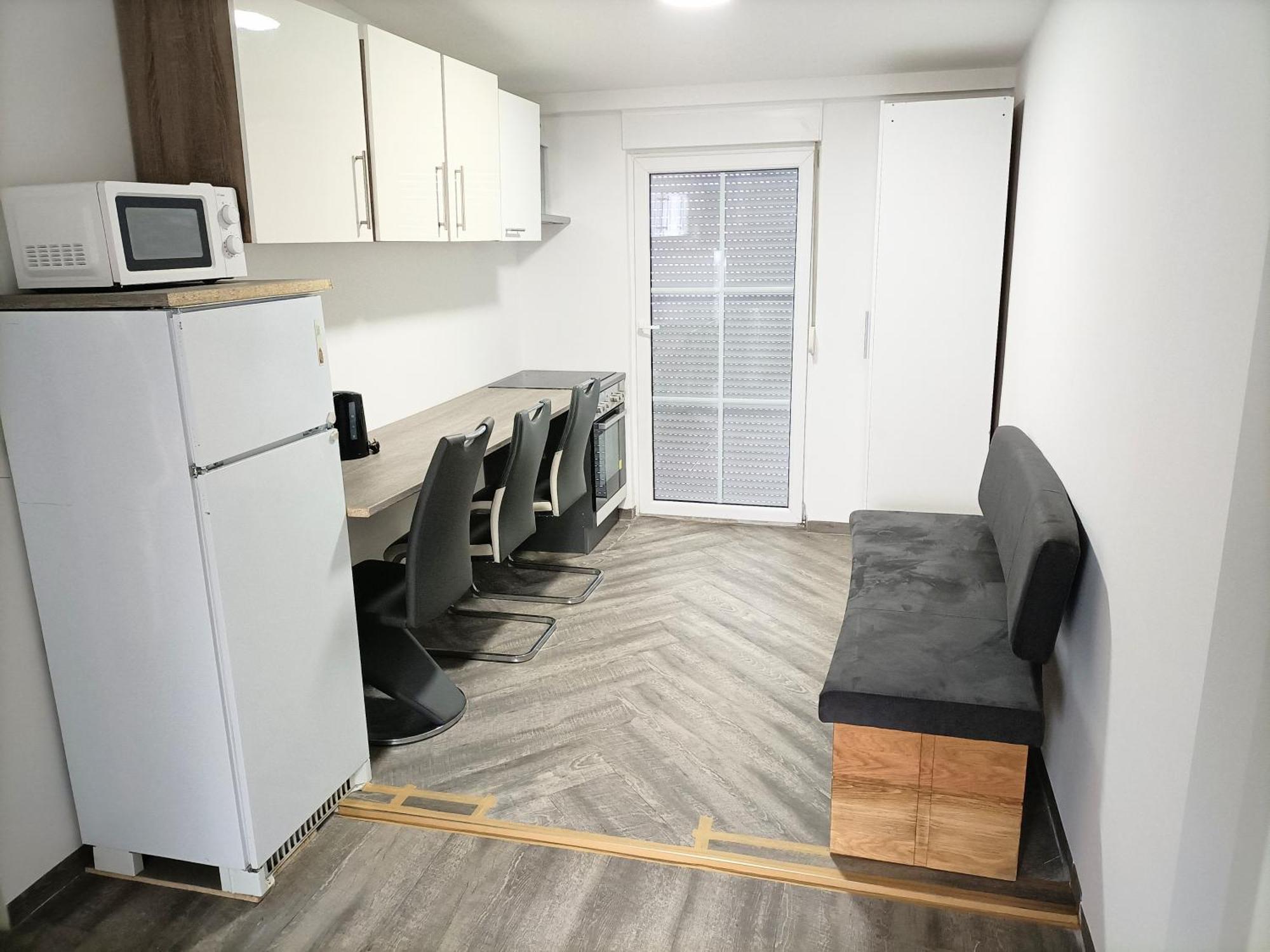 Fmi 9 Accommodation رونهيم المظهر الخارجي الصورة